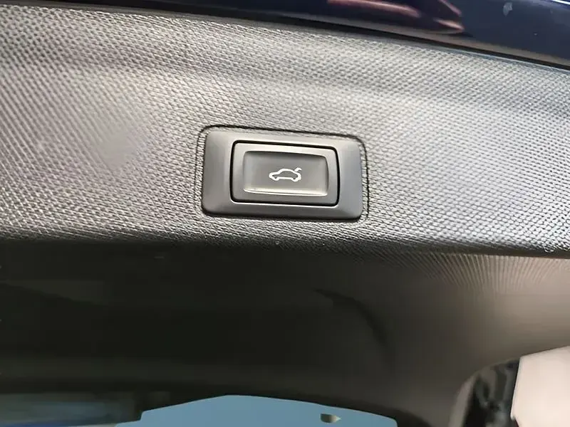 Gebraucht Cupra Terramar 150 PS (110 kW) 2025 Blau SUV