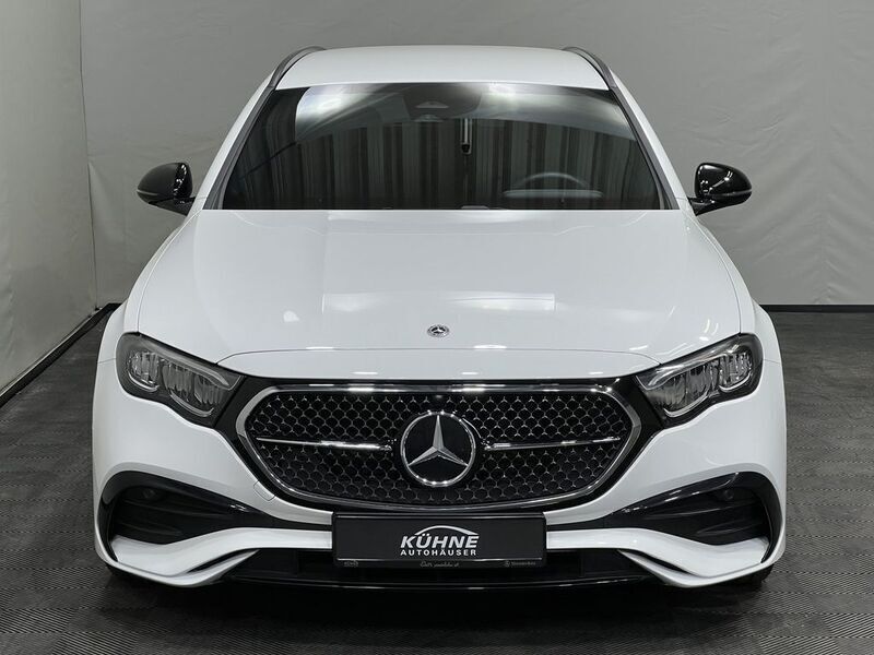 Gebraucht Mercedes E220 AMG 197 PS (144 kW) 2024 Weiß, Kombi