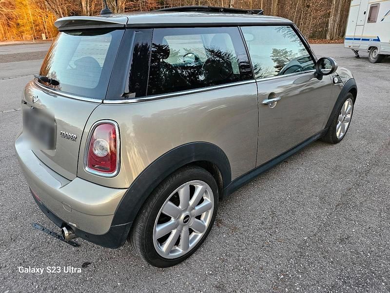 Gebraucht Mini Cooper Coupé 122 PS (89 kW) 2010 Gold Coupé