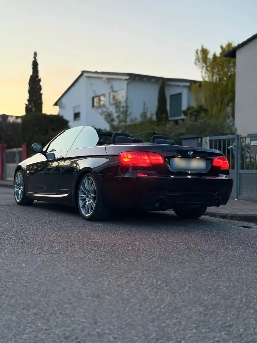 Gebraucht BMW 335 Cabriolet M Sport 306 PS (225 kW) 2011 Schwarz Cabrio
