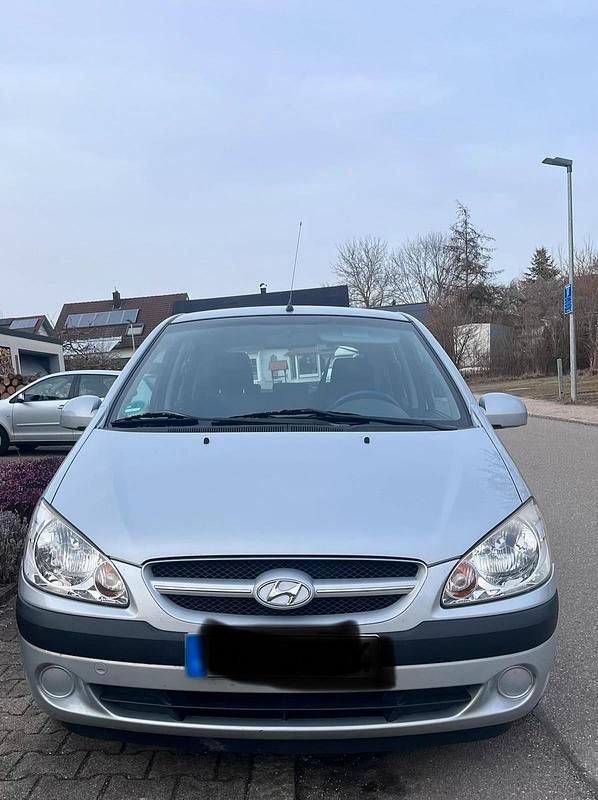 Gebraucht Hyundai Getz 63 PS (46 kW) 2008 Silber Kleinwagen
