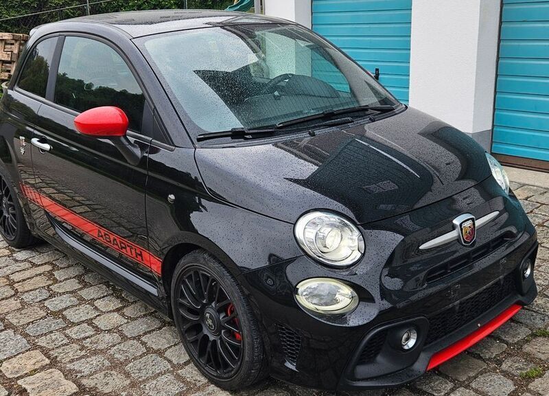 Schwarz Gebraucht 2017 Abarth 595 Turismo Kleinwagen | 13.499 € (Superpreis) - Bild 1/4