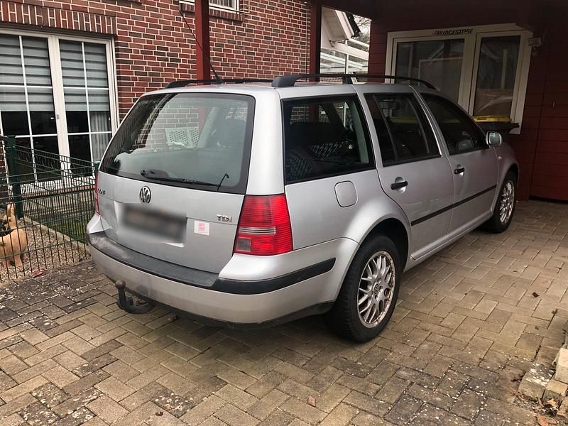 Gebraucht VW Golf IV 101 PS (74 kW) 2003 Grau Kombi