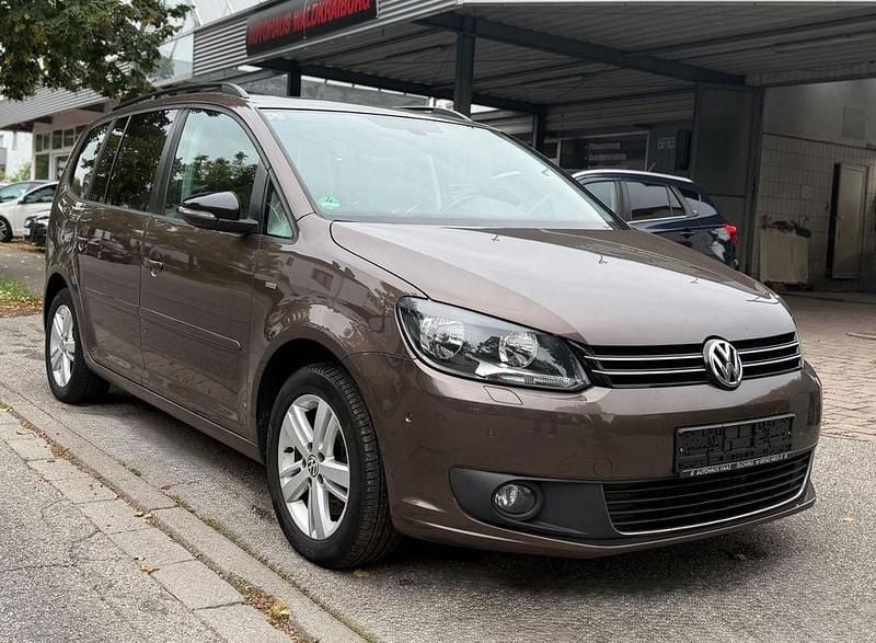 Braun Gebraucht 2012 VW Touran Match Van / Kleinbus | 7.490 € (Guter Preis) - Bild 1/4