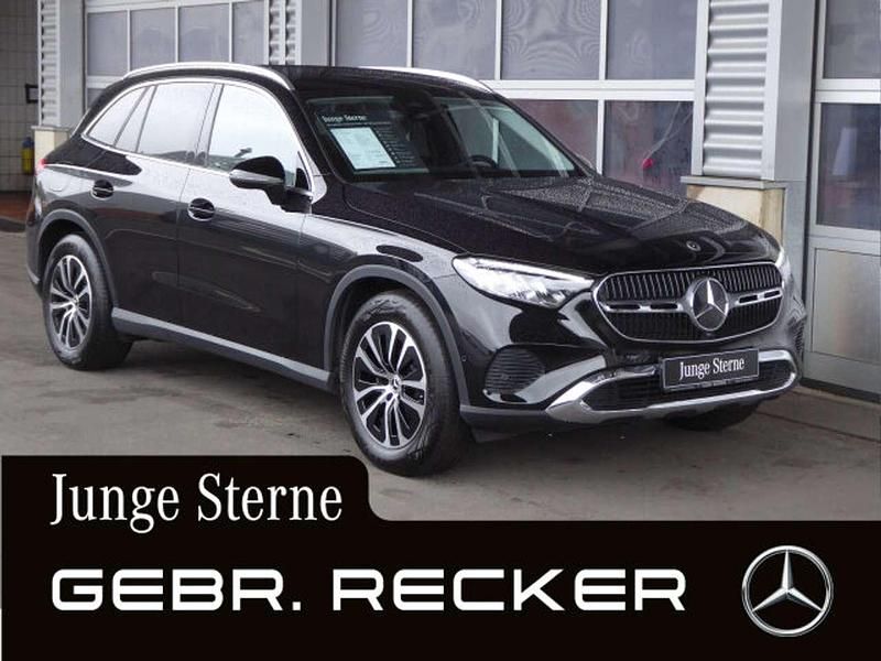Lack obsidianschwarz Gebraucht 2024 Mercedes GLC220 Advanced Plus SUV | 54.450 € (Guter Preis) - Bild 1/4