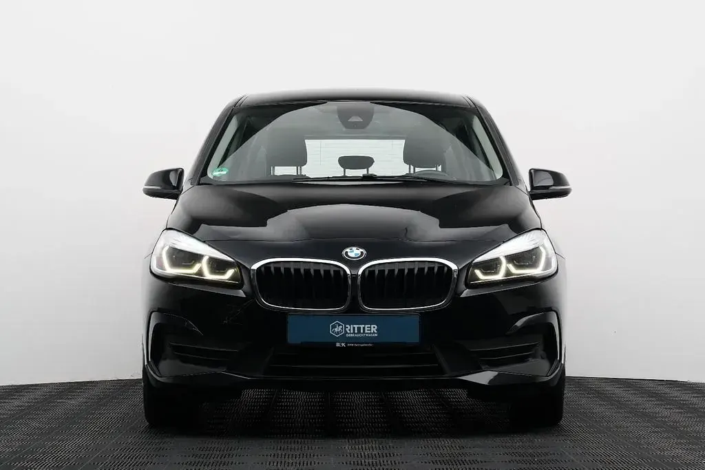 Gebraucht BMW 218 Gran Tourer Advantage 150 PS (110 kW) 2022 Schwarz Van / Kleinbus