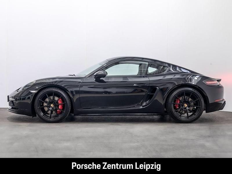 Gebraucht Porsche Cayman GTS 400 PS (294 kW) 2024 Tiefschwarzmetallic Coupé