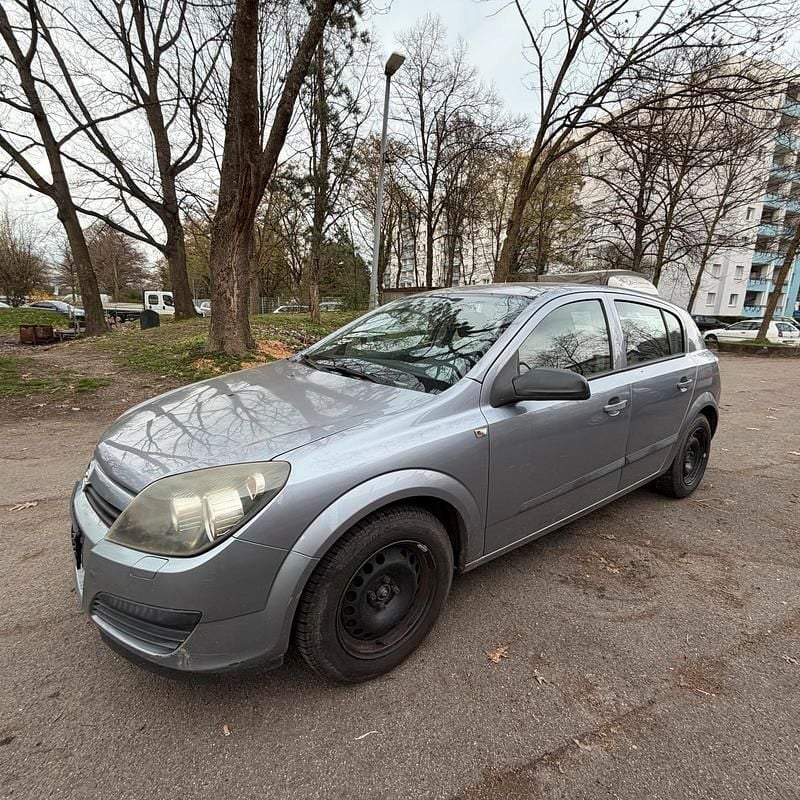 Gebraucht Opel Astra 90 PS (66 kW) 2004 Kleinwagen