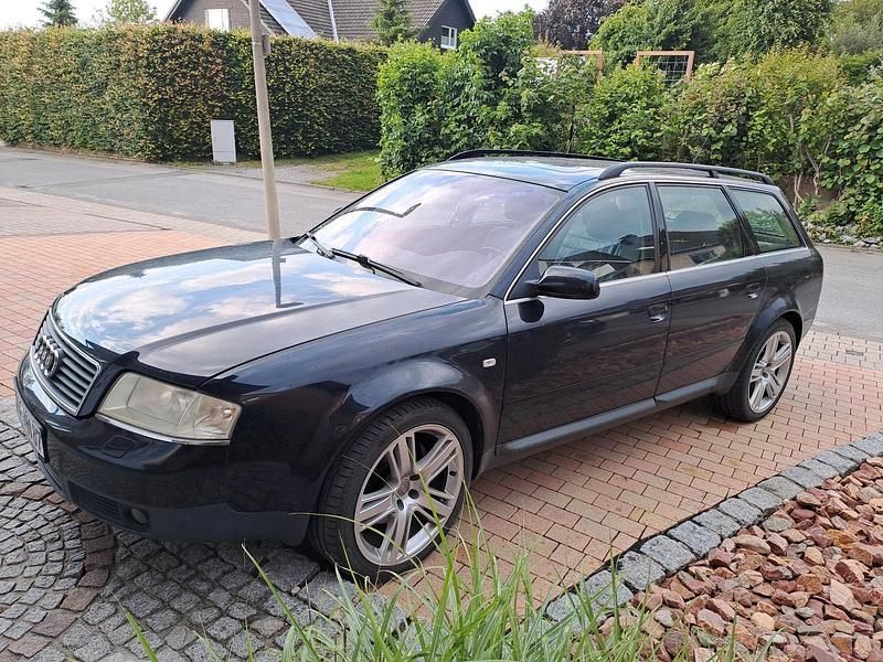Blau Gebraucht 1999 Audi A6 Kombi | 5.000 € (Fairer Preis) - Bild 1/4