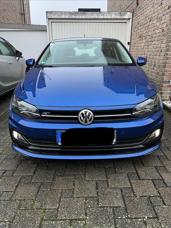 Blau Gebraucht 2019 VW Polo R-line Kleinwagen | 11.300 € (Guter Preis) - Bild 1/4