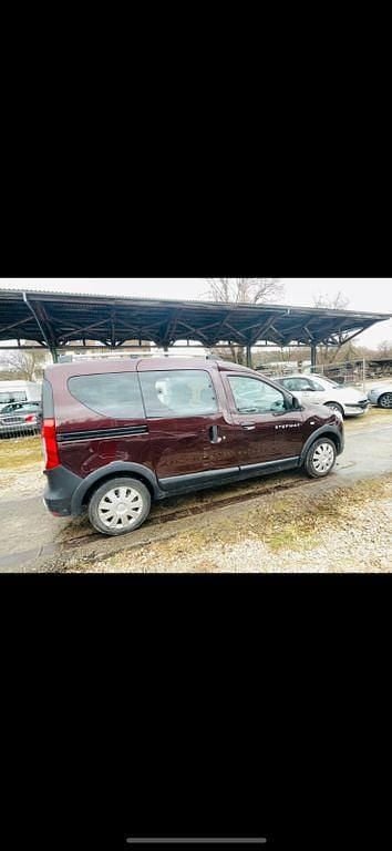 Gebraucht Dacia Dokker Comfort 116 PS (85 kW) 2017 Braun Van / Kleinbus