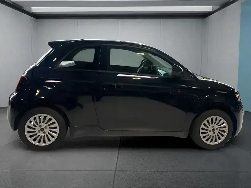 Gebraucht Fiat 500C Action 69 kW (95 PS) 2023 Schwarz Cabrio