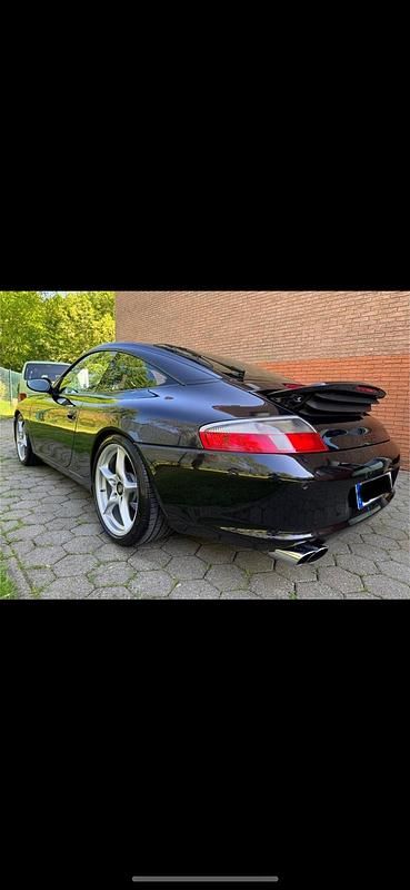 Schwarz Gebraucht 2002 Porsche 911 Coupé | 36.900 € - Bild 1/4