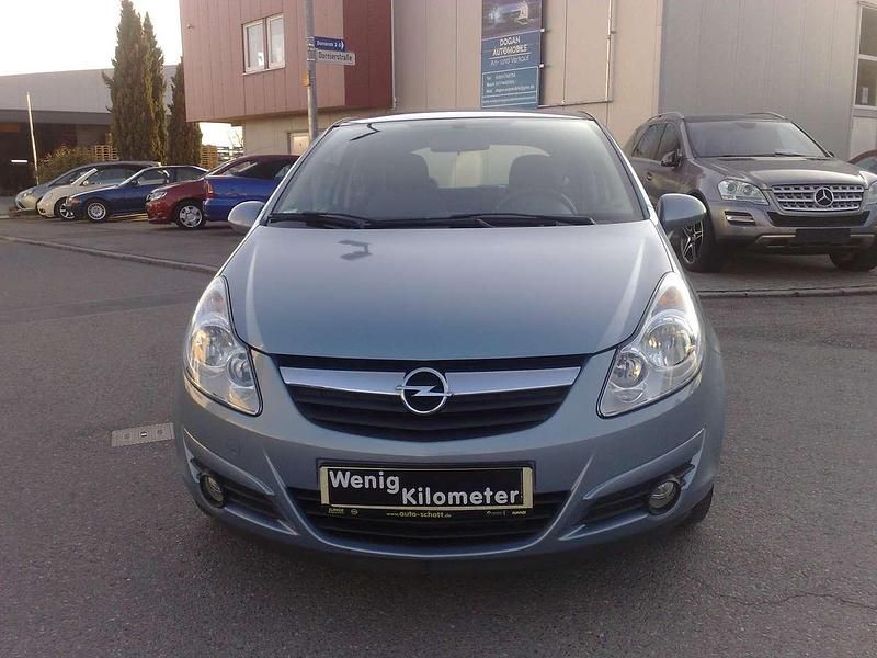 Blau Gebraucht 2008 Opel Corsa Cosmo Limousine | 3.590 € (Fairer Preis) - Bild 1/4