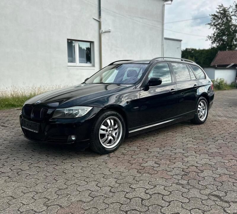 Schwarz Gebraucht 2009 BMW 318 Kombi | 4.390 € (Etwas zu teuer) - Bild 1/4
