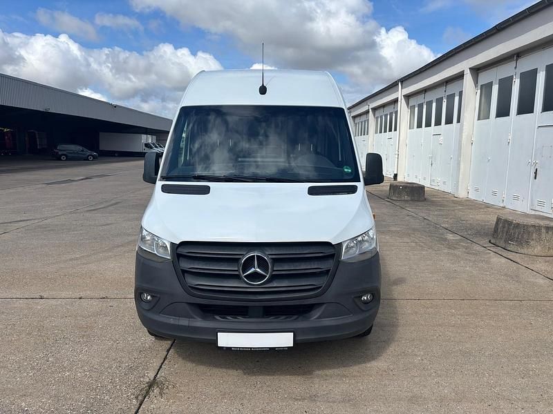 Weiß Gebraucht 2018 Mercedes Sprinter Van | 18.000 € - Bild 1/4