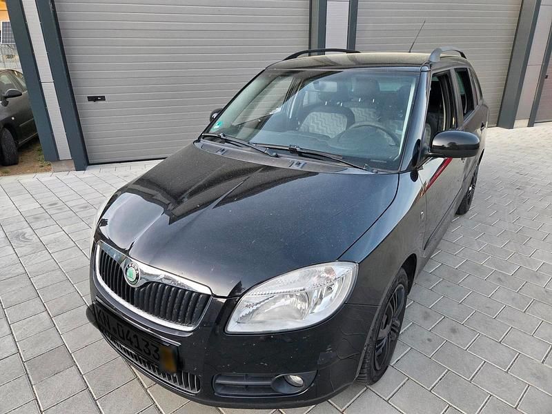 Second-hand Skoda Fabia 69 CP (50 kW) 2010 Negru Break