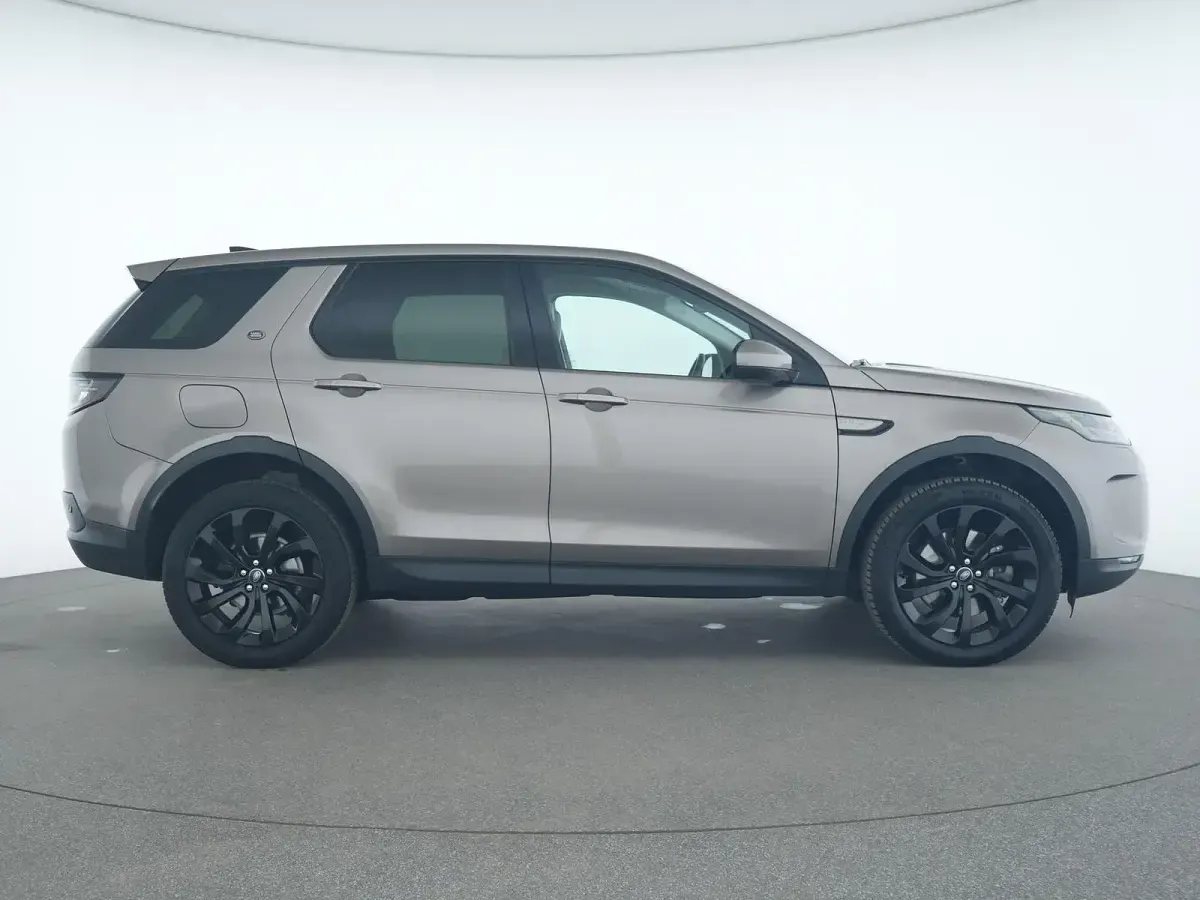 Gebraucht Land Rover Discovery SE 200 PS (147 kW) 2022 Braun SUV