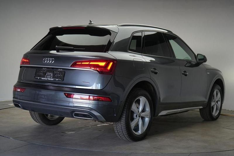 Gebraucht Audi Q5 S-Line 265 PS (194 kW) 2022 Daytona gray pearl effect SUV