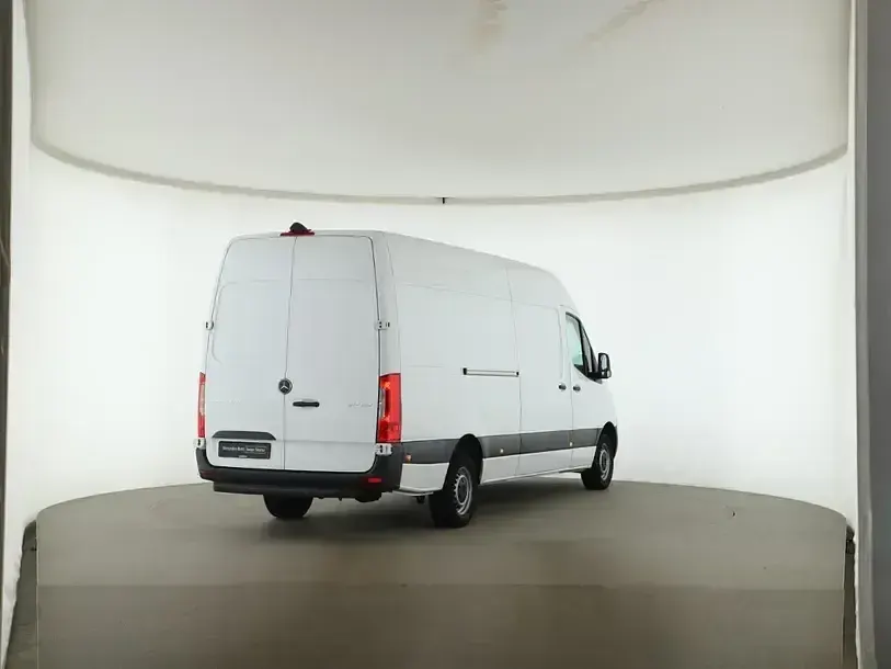 Gebraucht Mercedes Sprinter 170 PS (125 kW) 2025 Weiß Van