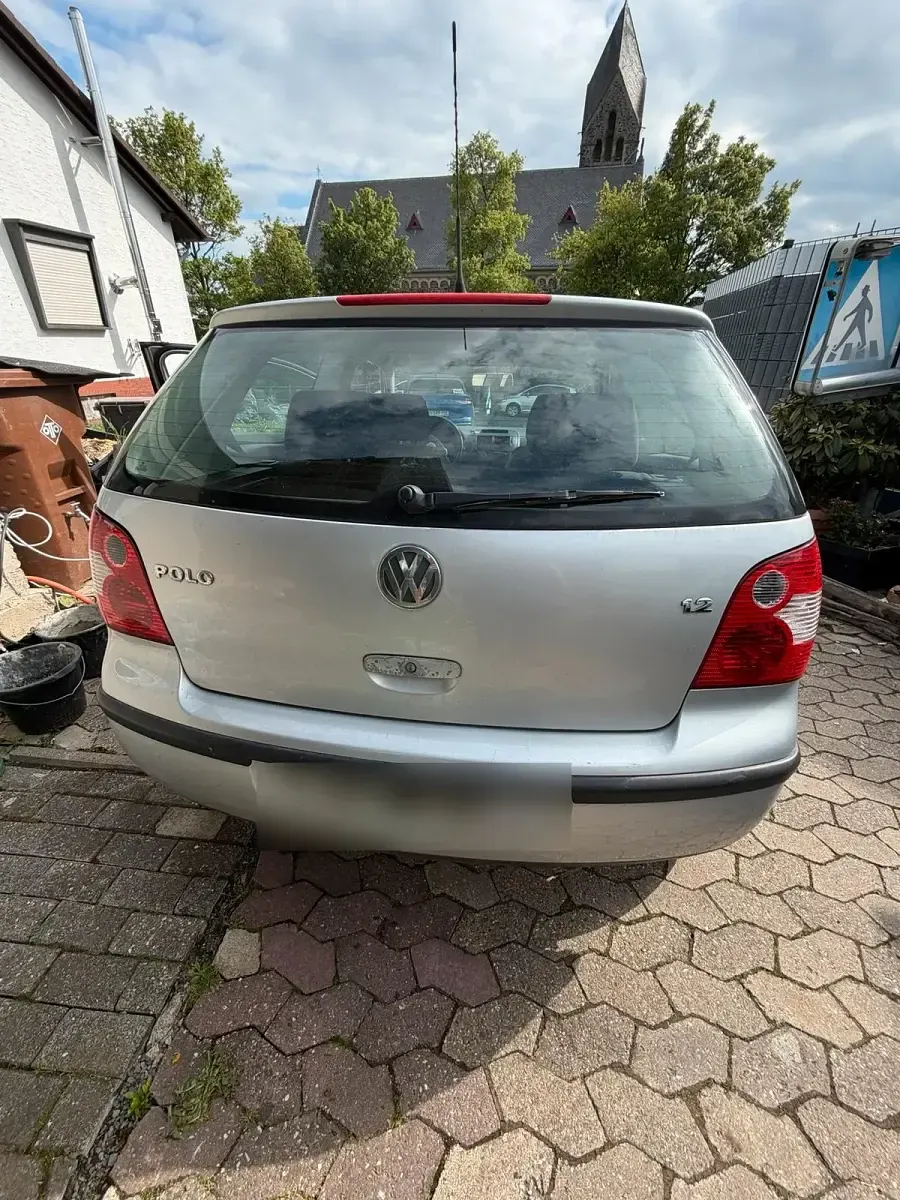 Gebraucht VW Polo 60 PS (44 kW) 2003 Silber Kleinwagen