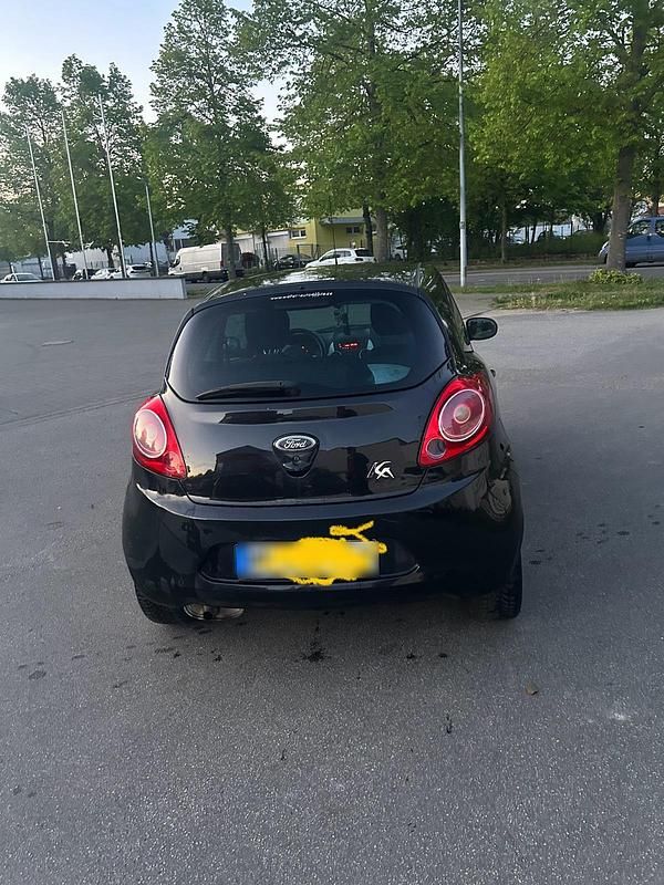 Usata Ford Ka 60 CV (44 kW) 2010 Nero Utilitaria