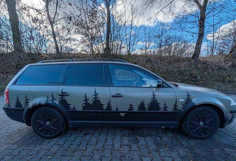 Gebraucht VW Passat Highline 116 PS (85 kW) 2003 Schwarz Kombi