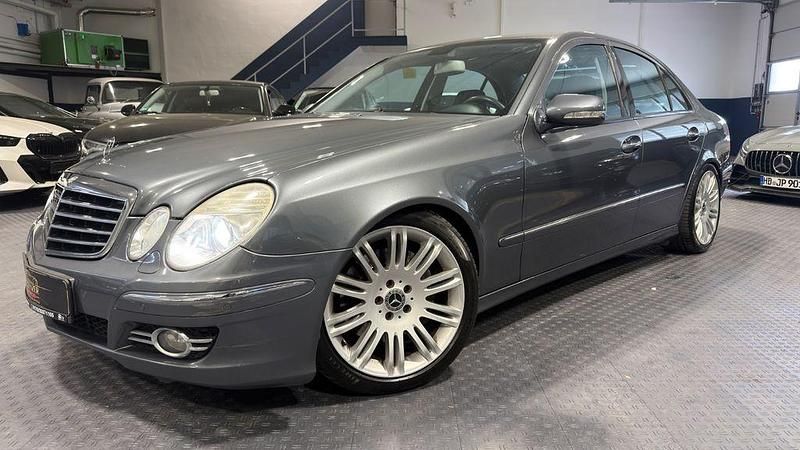 Gebraucht Mercedes E320 224 PS (164 kW) 2007 Grau Limousine
