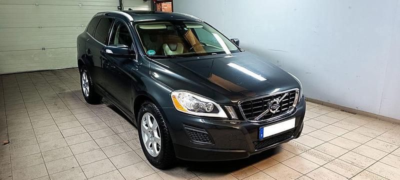 Gebraucht Volvo XC60 Summum 205 PS (150 kW) 2011 Savile grey / metallic SUV
