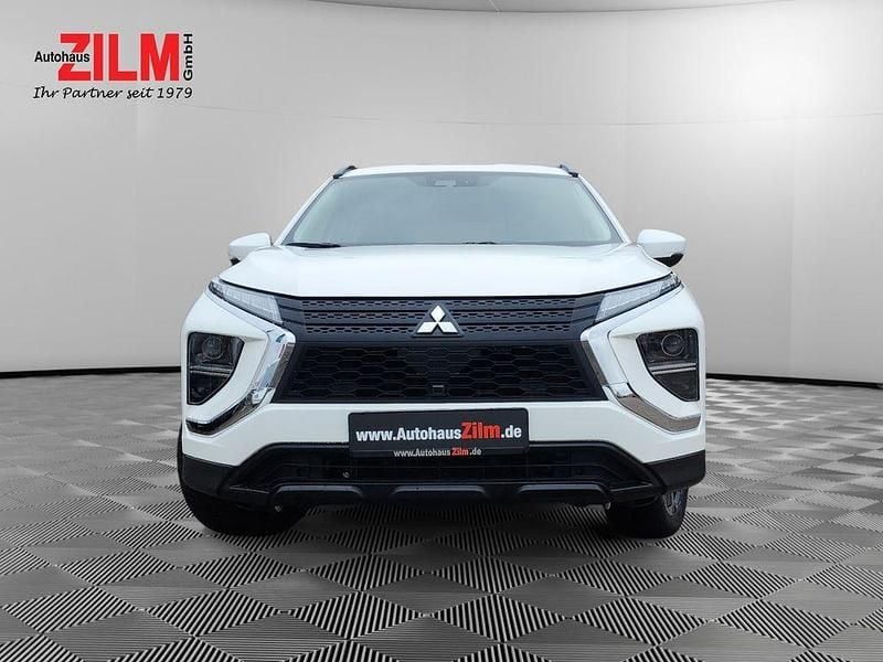 Gebraucht Mitsubishi Eclipse Cross Basis 188 PS (138 kW) 2024 Weiß SUV
