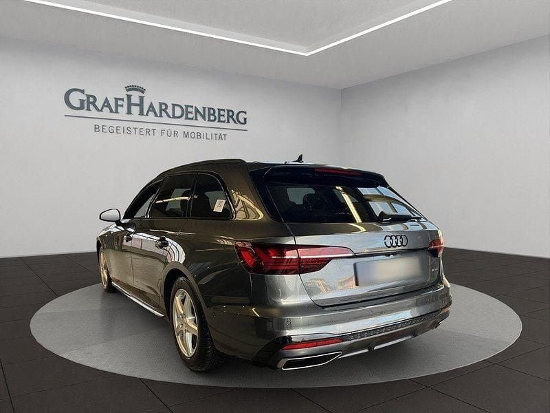 Gebraucht Audi A4 S-Line 204 PS (150 kW) 2024 Daytonagrau perleffekt Kombi