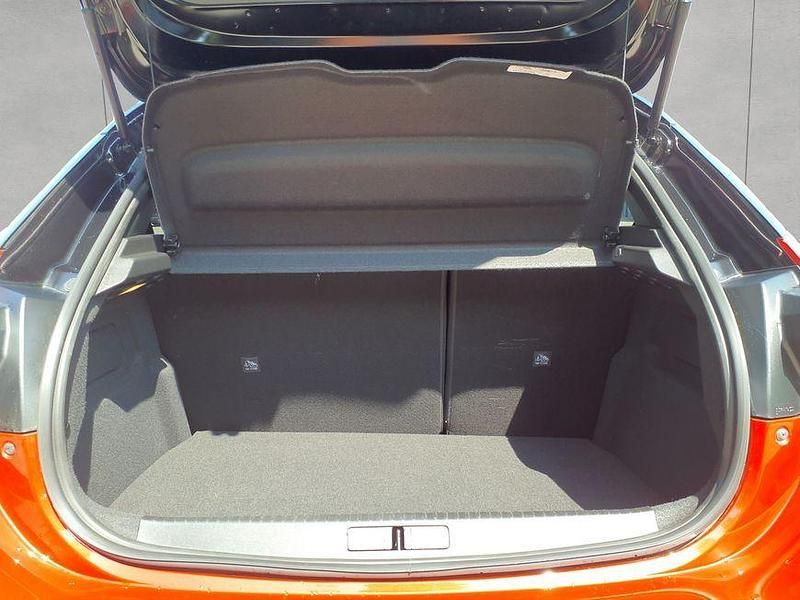 Gebraucht Opel Corsa 101 PS (74 kW) 2024 Rot Limousine