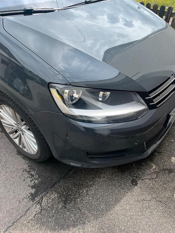 Gebraucht VW Sharan 177 PS (130 kW) 2014 Grau Van / Kleinbus