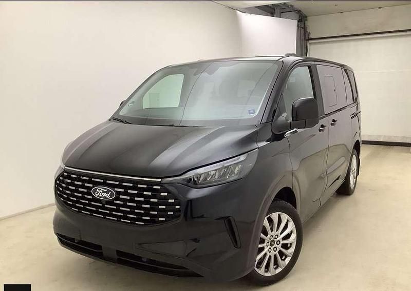 Schwarz Gebraucht 2024 Ford Tourneo Titanium Van / Kleinbus | 45.899 € (Fairer Preis) - Bild 1/4