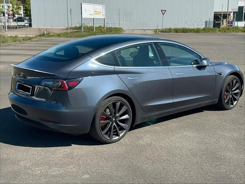 Second-hand Tesla Model 3 Performance 360 kW (490 CP) 2020 Gri Berlinǎ