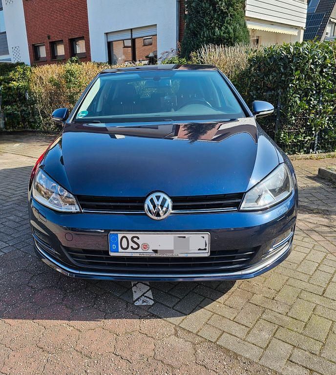 Gebraucht VW Golf VII LOUNGE 125 PS (91 kW) 2015 Blau Limousine