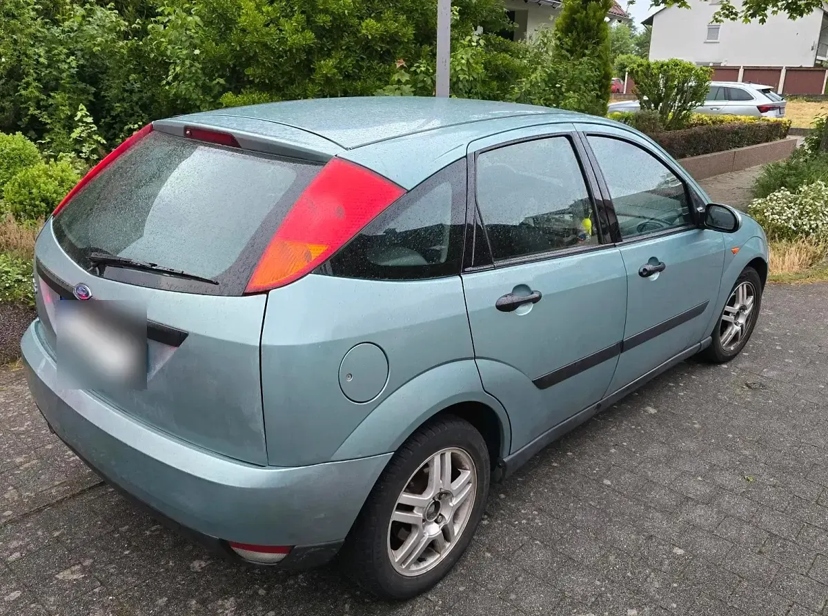 Używany Ford Focus 115 KM (84 kW) 2000 Zielony Hatchback