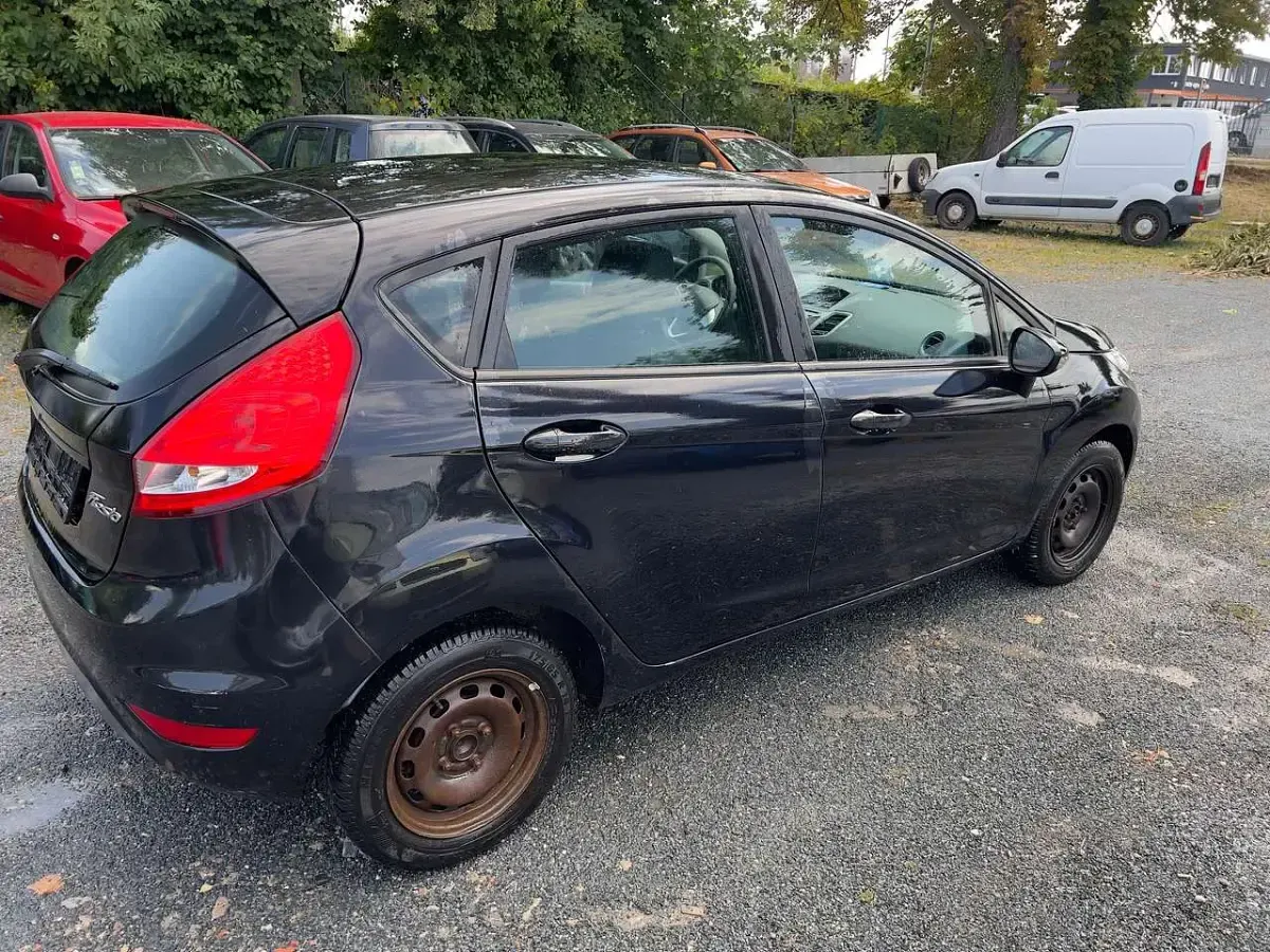 Gebraucht Ford Fiesta Titanium 97 PS (71 kW) 2012 Limousine