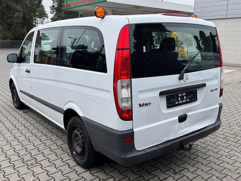 Gebraucht Mercedes Vito 95 PS (69 kW) 2012 Weiß Van