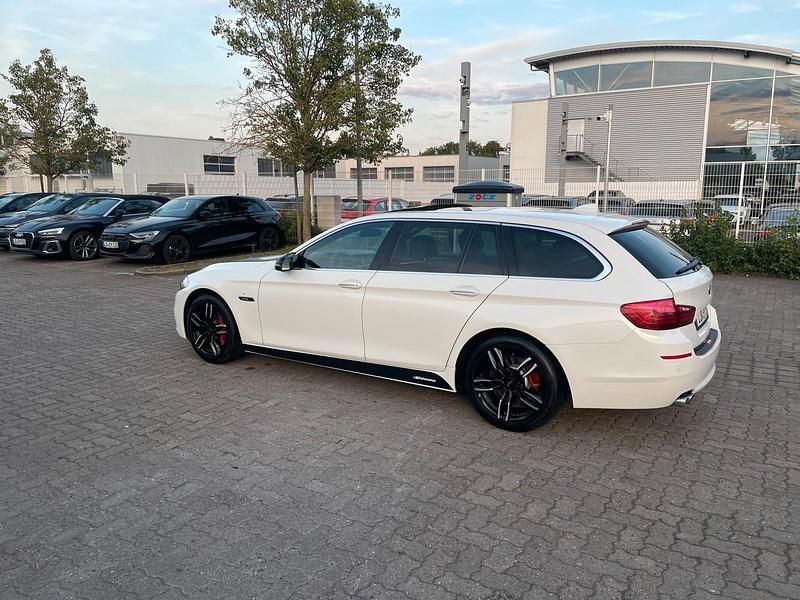 Gebraucht BMW 525 218 PS (160 kW) 2014 Weiß Kombi