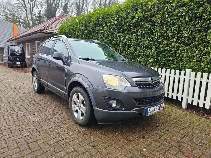 Gebraucht Opel Antara Design Edition 163 PS (119 kW) 2013 Grau SUV