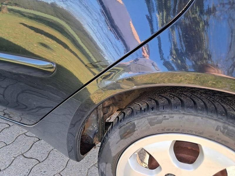 Gebraucht Mitsubishi Colt 75 PS (55 kW) 2008 Schwarz Van / Kleinbus