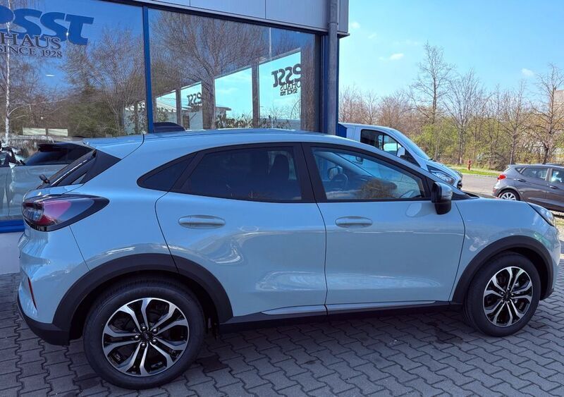 Gebraucht Ford Puma Titanium 125 PS (91 kW) 2025 Cactus gray Kleinwagen