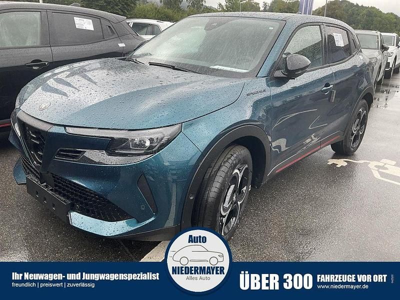 Blu navigli metallic Neu 2025 Alfa Romeo Junior Edizione Speciale SUV | 27.995 € - Bild 1/4