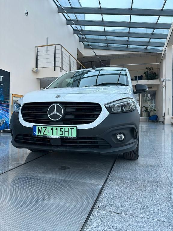 Gebraucht Mercedes eCitan 89 kW (122 PS) 2024 Weiß Van / Kleinbus