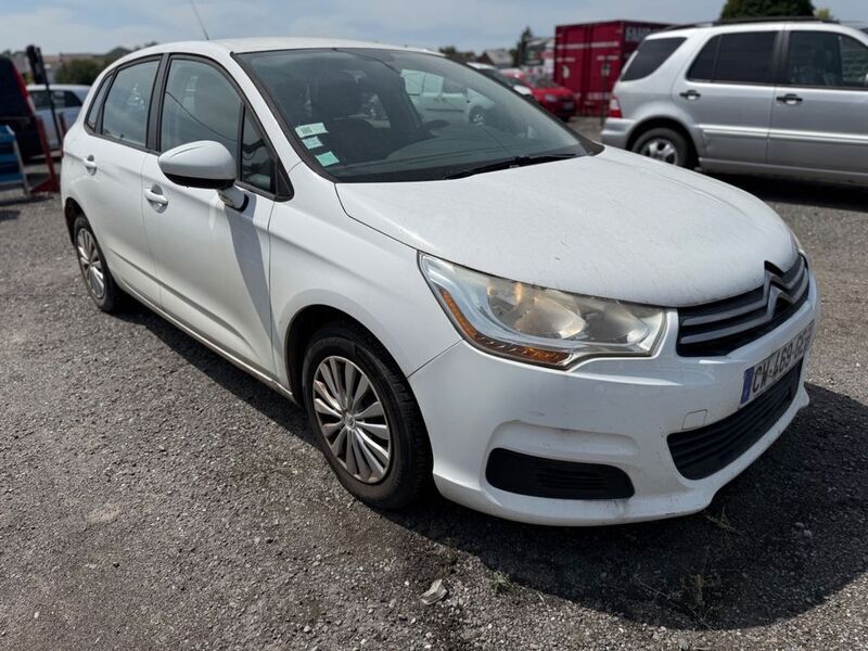 Gebraucht Citroën C4 Attraction 111 PS (81 kW) 2013 Weiß Limousine