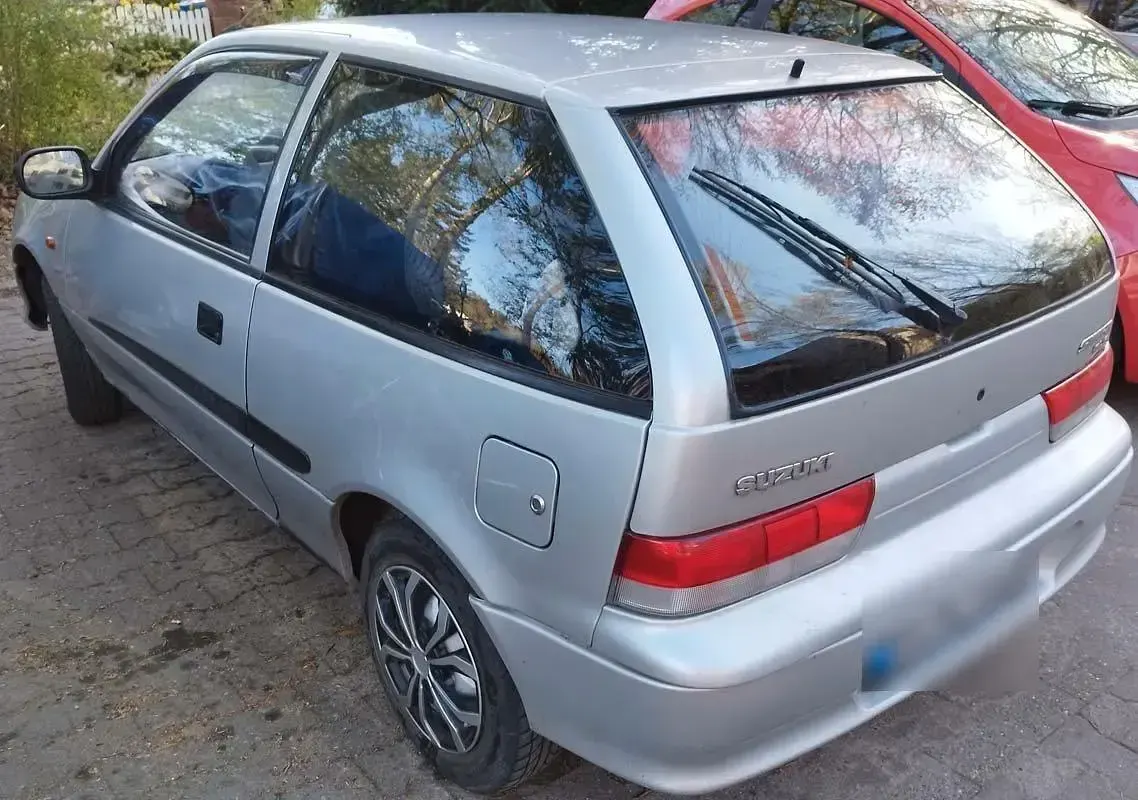 Gebraucht Suzuki Swift GLS 54 PS (39 kW) 2002 Silber Kleinwagen