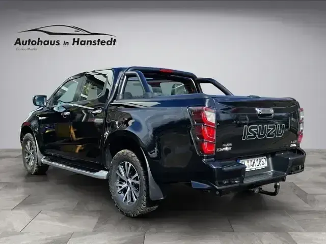 Gebraucht Isuzu D-Max 163 PS (119 kW) 2026 Schwarz Pickup