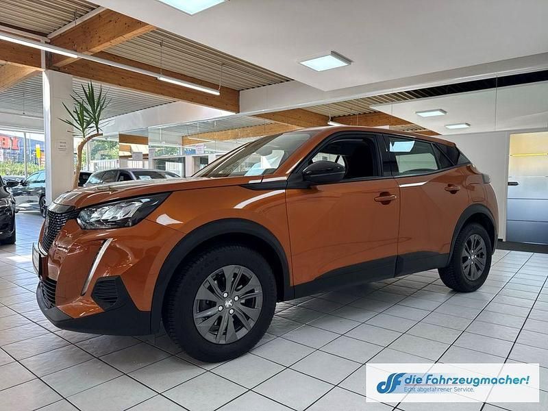 Gebraucht Peugeot 2008 Active 131 PS (96 kW) 2022 Orange SUV