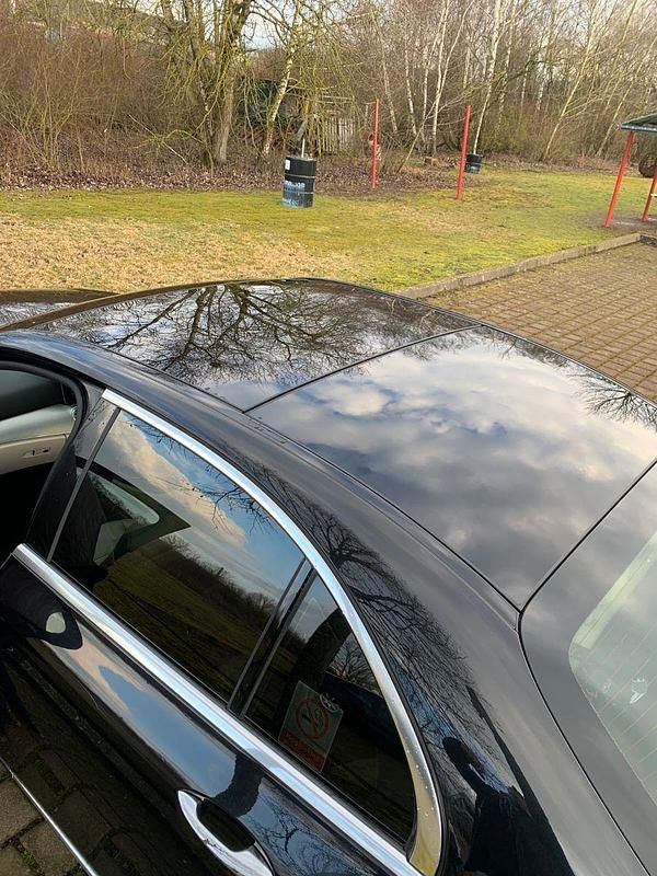 Gebraucht Mercedes E220 Exclusive 194 PS (142 kW) 2016 Schwarz Limousine